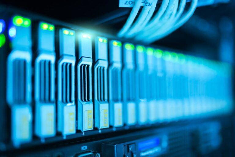 How Does a Business Benefit from Migrating to the Cloud?