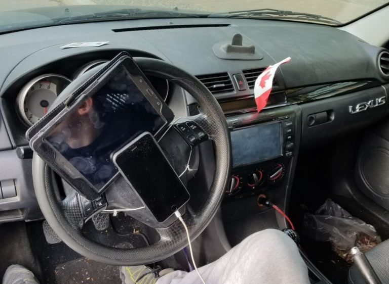 Tablet Use In Cars