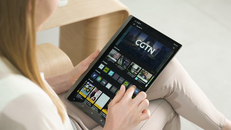 Lynkcool SmartPad 4K Smart Display With Android Launch Crowdfunding
