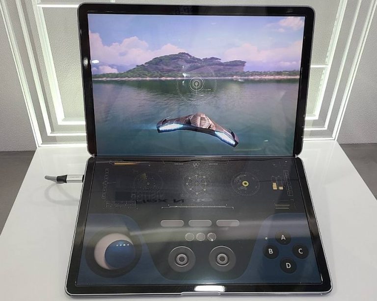 Samsung Galaxy Book Fold 17