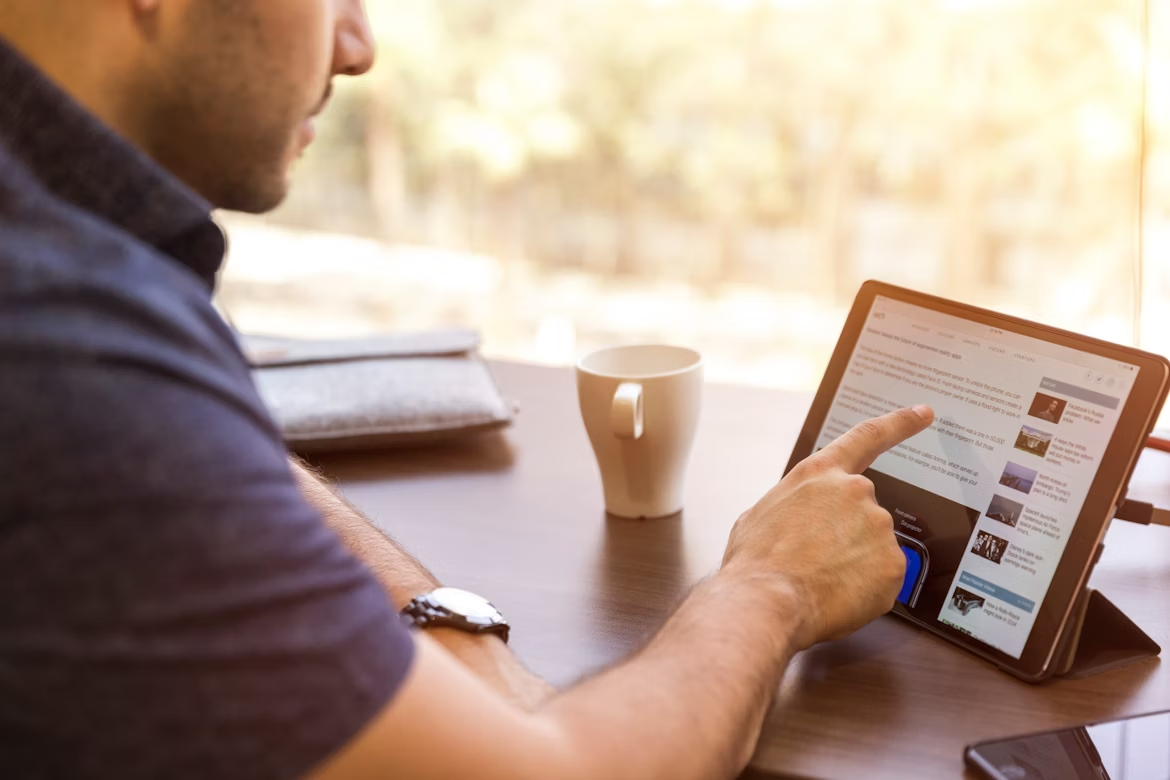 The Evolution of Tablet Displays: Why OLED Panels Are Becoming the Standard