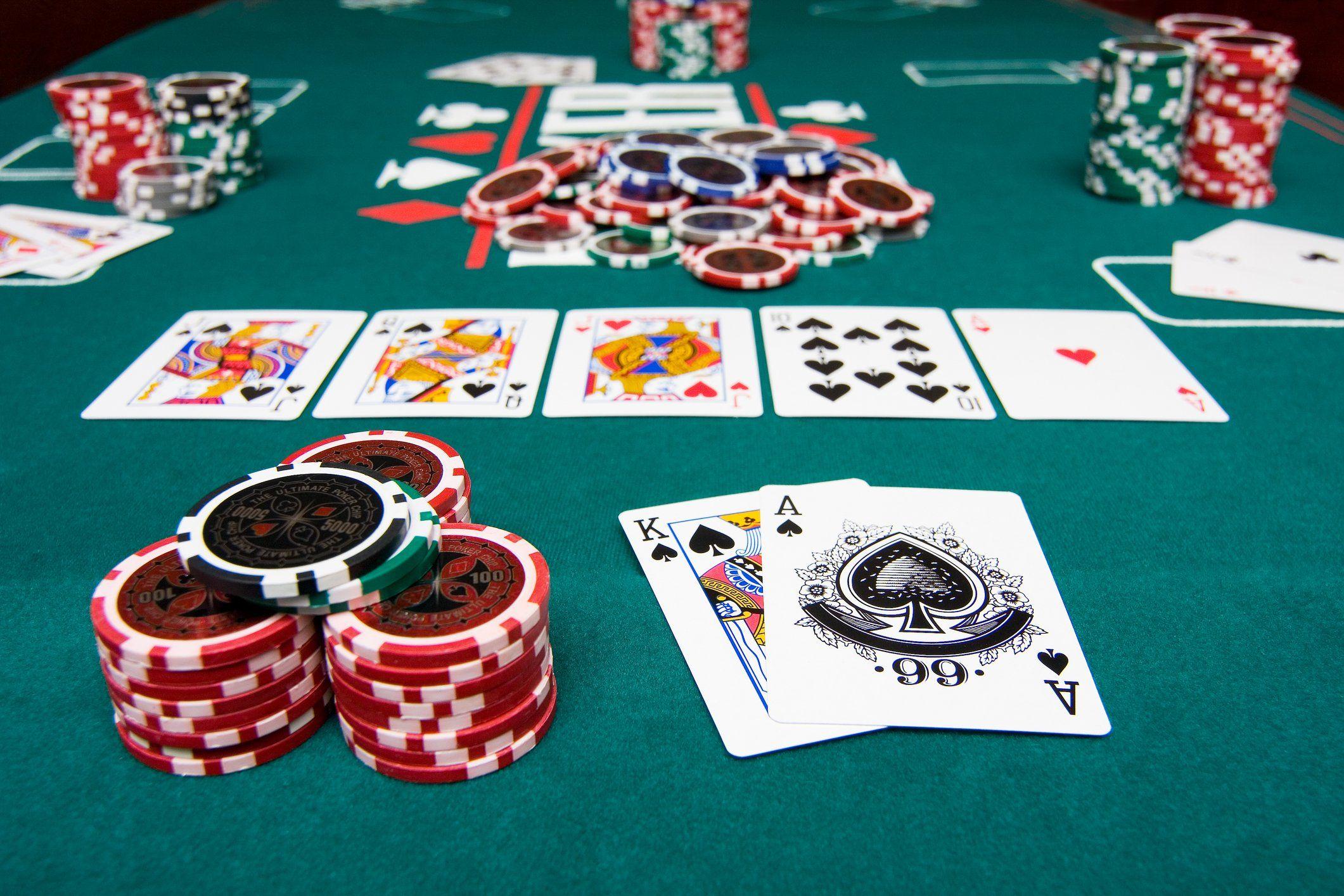 Online Casinos and Blackjack